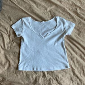 BRANDY MELVILLE CROP T